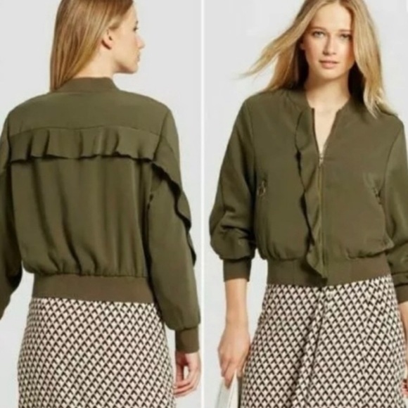 Who What Wear Green Bomber Jacket with Ruffle Detail size small - Picture 1 of 4